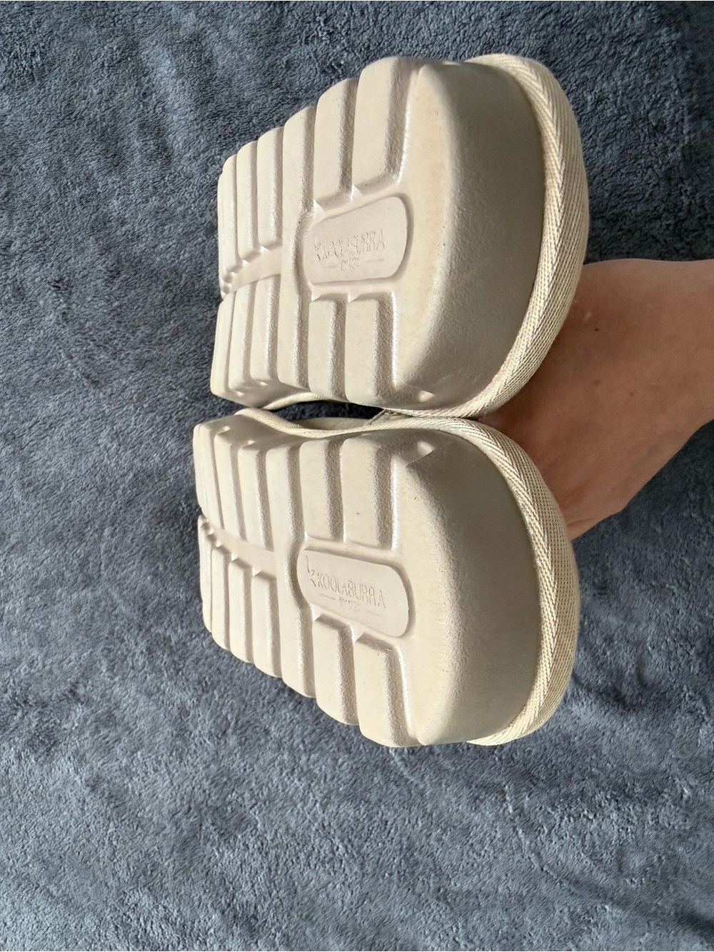 UGG Koolaburra by UGG Tizzey Women's Suede ClogsKoolaburra by UGG - Picture 8 of 9